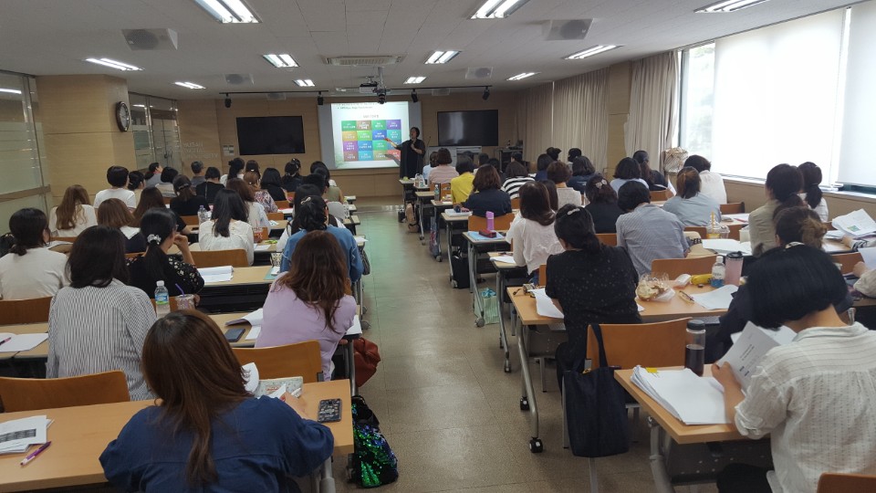 2018.06.09 대면출석수업(보육교사론)(1).jpg