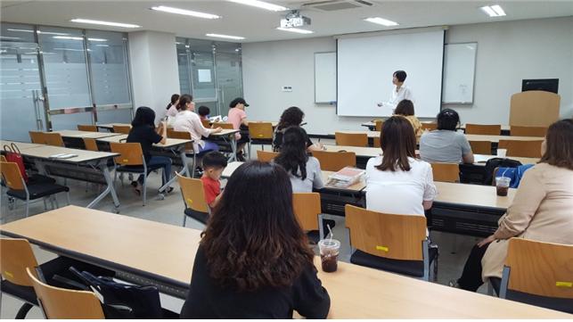 2018-1 아보 비교과 책임교수특강(엄세진)(1).jpg